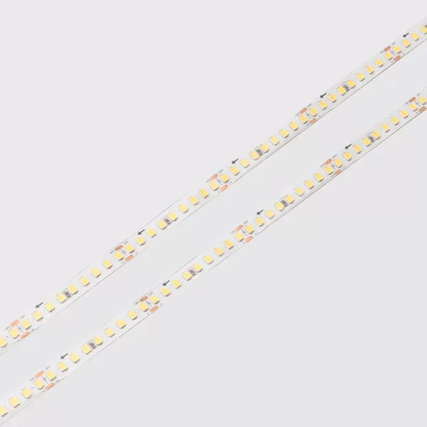 CL-P08D180-W08 180LED/m strip close-up