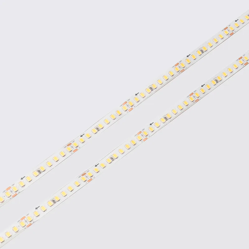 CL-P08D180-W08 180LED/m strip close-up