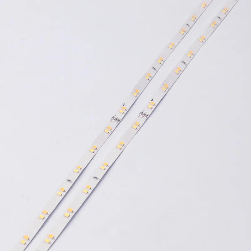 CL-P24D72-W08 dual-color strip close-up